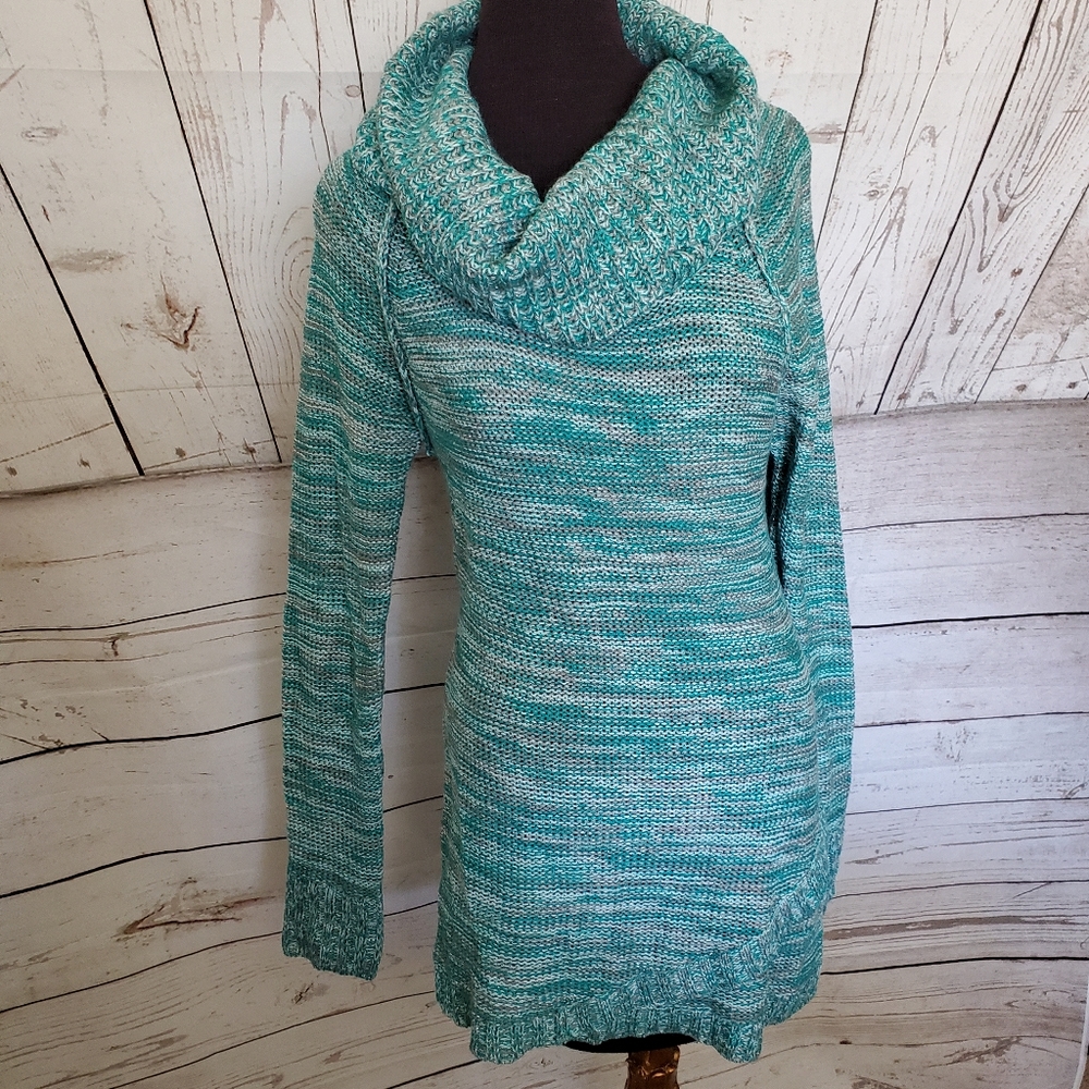 Vanity women's tunic length sweater jade green, gray, silver metallic Medium